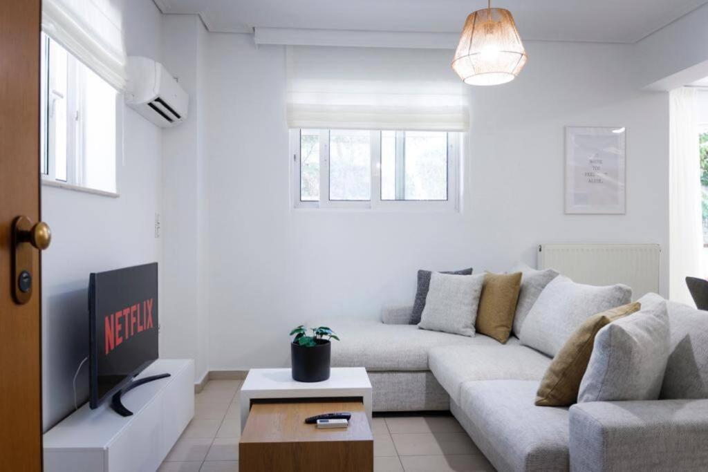 Pame Rentals - Cozy Glyfada Stay With Free Parking Αθήνα Εξωτερικό φωτογραφία